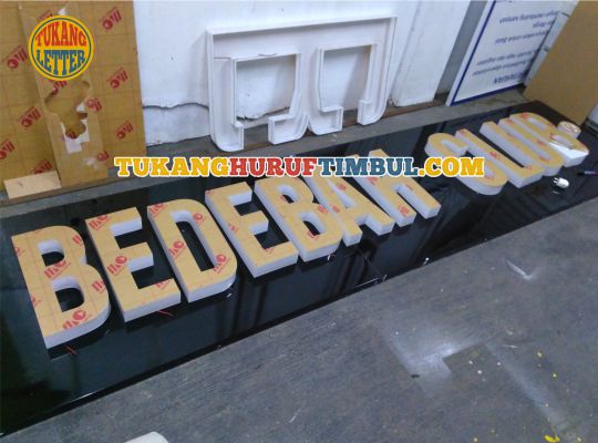 jual-letter-timbul-acrylic-solo